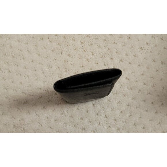 VTG EUC Louis Vuitton Black Taiga Leather 4 Key holder Key Case - Picture 7 of 7